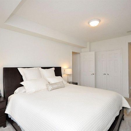 Downtown Mississauga Executive Suites Sq1 Luaran gambar