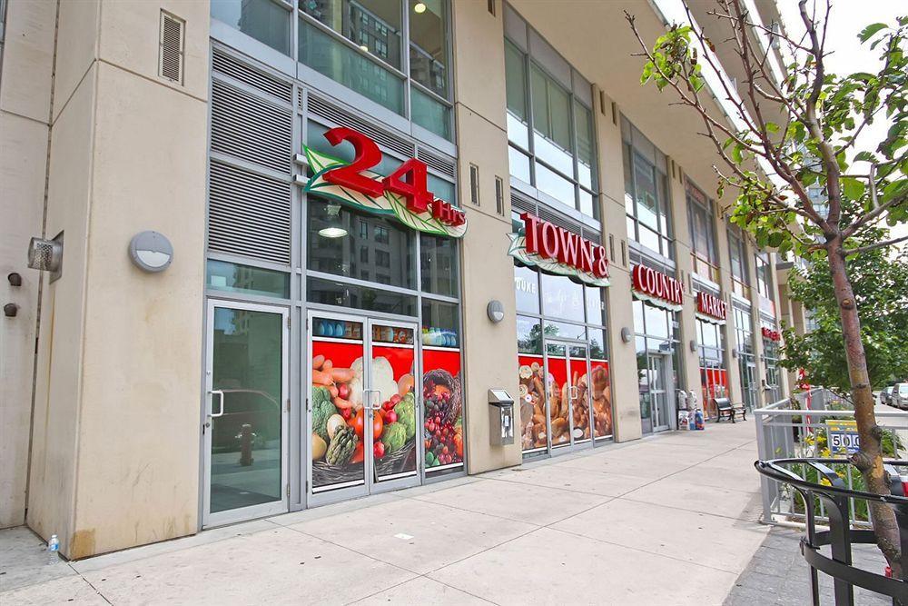 Downtown Mississauga Executive Suites Sq1 Luaran gambar