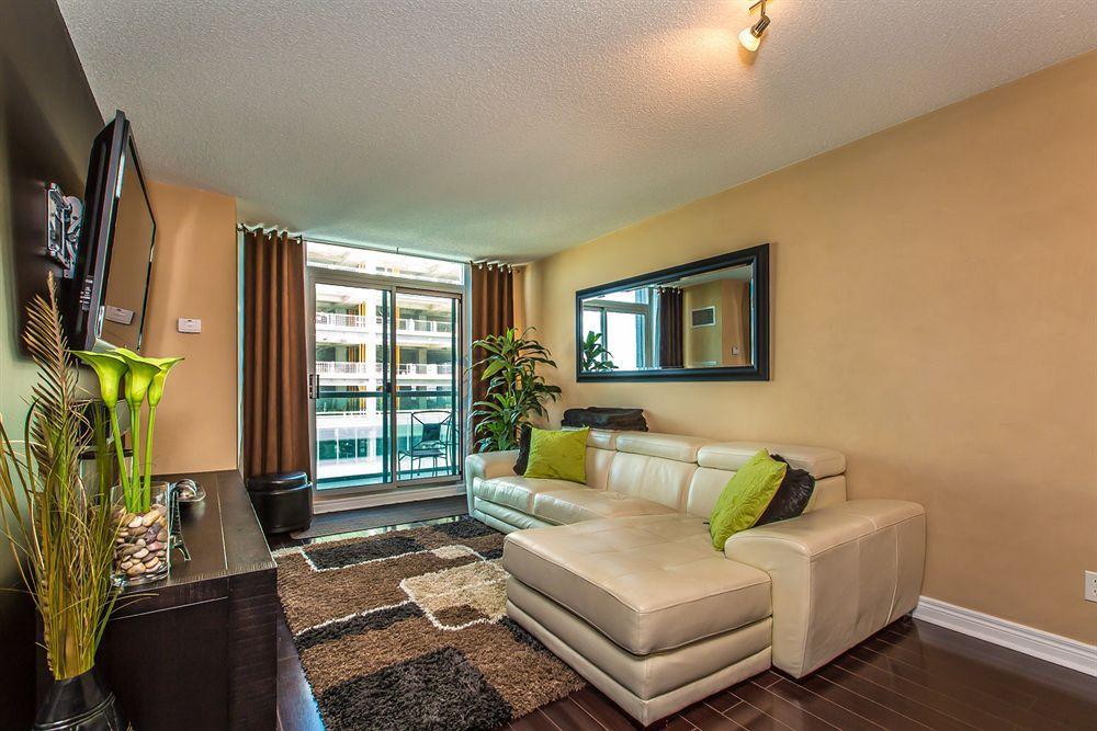 Downtown Mississauga Executive Suites Sq1 Luaran gambar