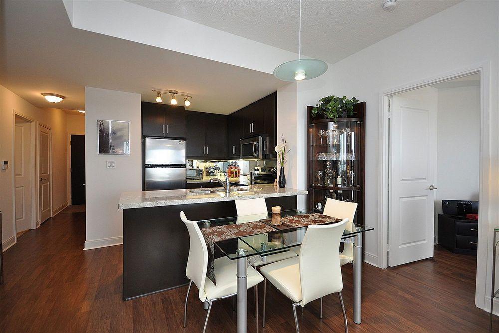 Downtown Mississauga Executive Suites Sq1 Luaran gambar