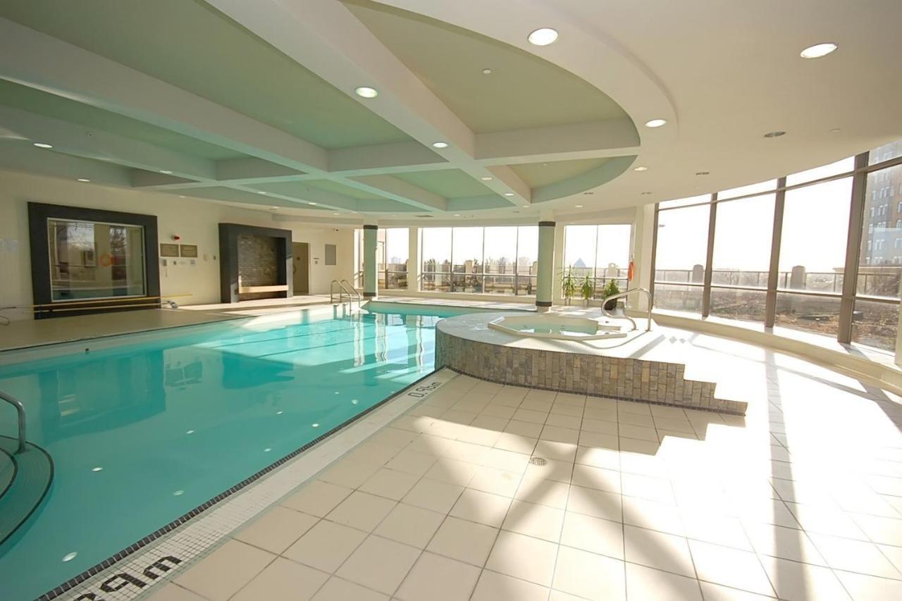 Downtown Mississauga Executive Suites Sq1 Luaran gambar
